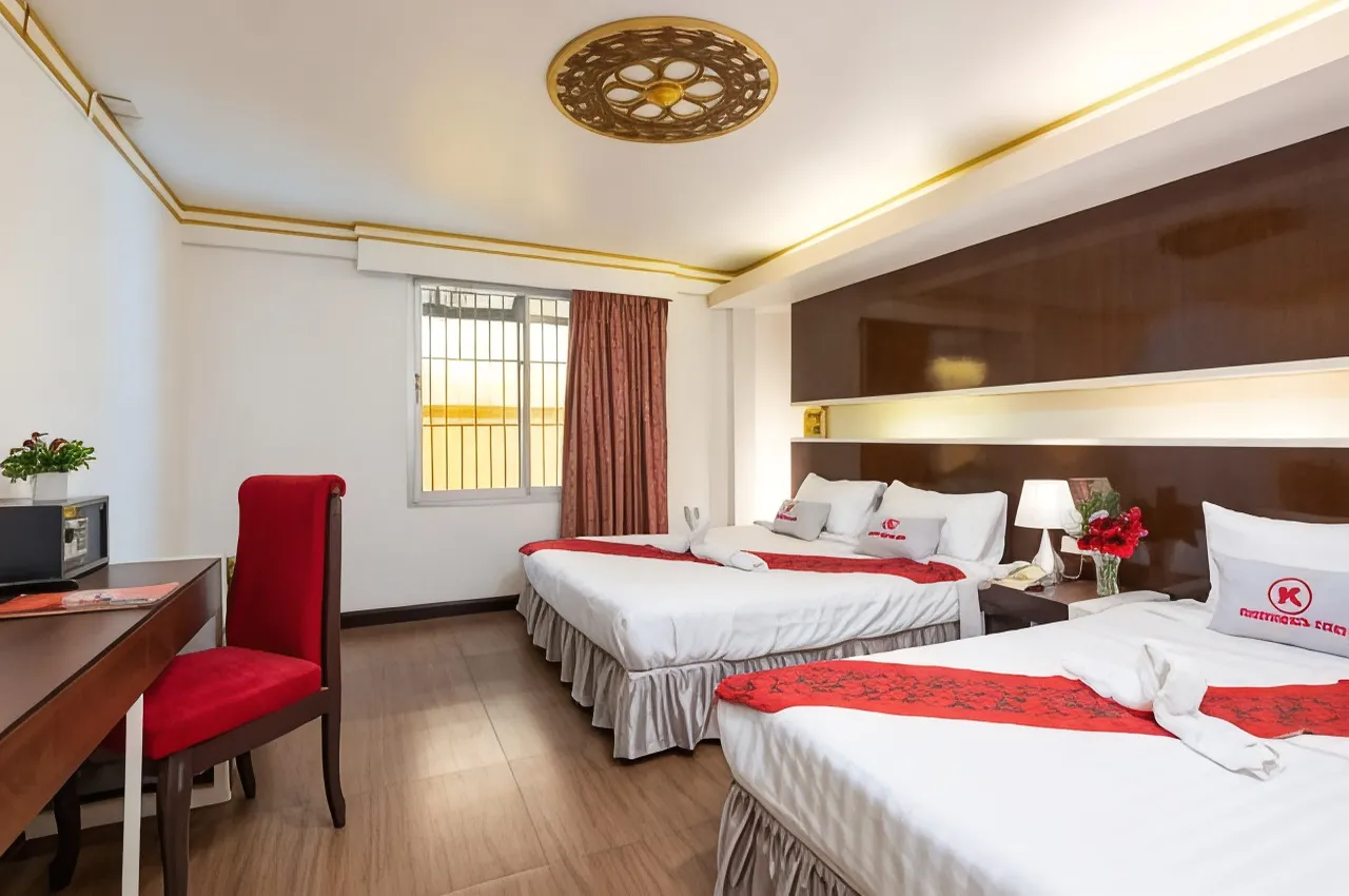 0584c12000nyoj04t118A_W_1280_853_R5